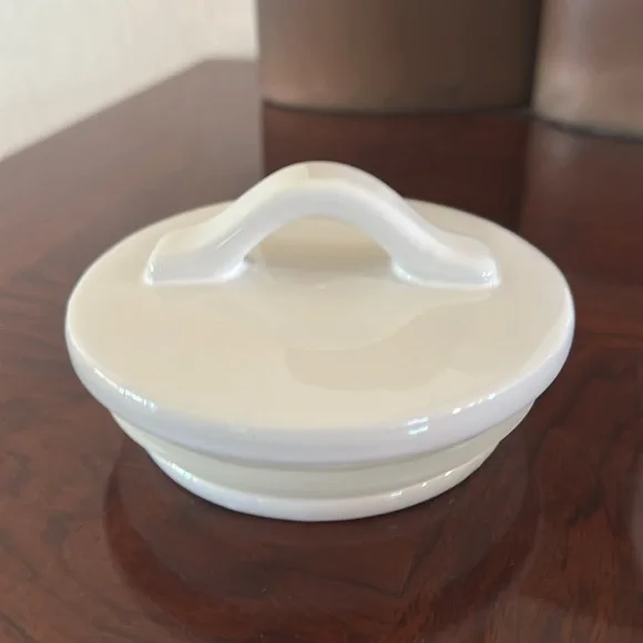 Rae Dunn *NWOT* "More Please" Large Ceramic Canister with Lid - Picture 13 of 13